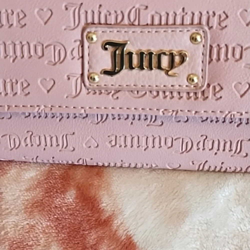 Juicy Couture LA 💕 Wallet